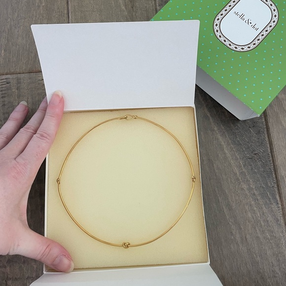 SOLD Gold Tone Choker with Knot Detailing - Picture 2 of 3